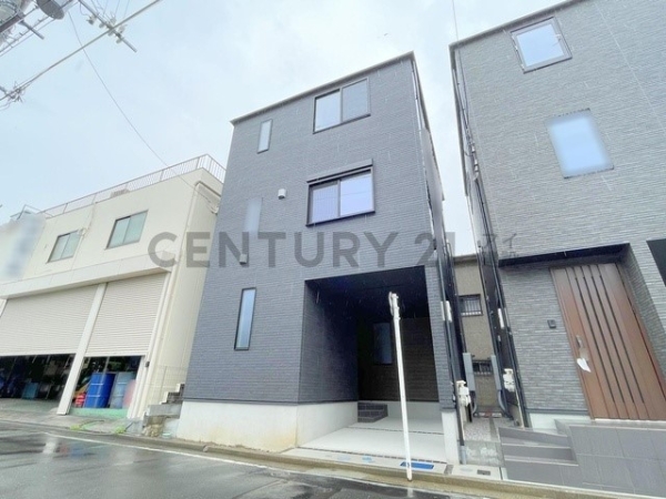 横浜市都筑区池辺町　新築一戸建て