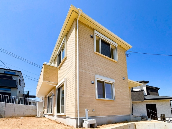 横浜市旭区市沢町　新築一戸建て