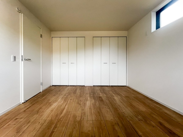 藤沢市大庭 新築一戸建て(洋室)