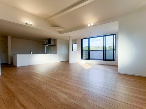 藤沢市大庭 新築一戸建て(リビング)