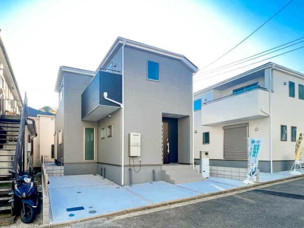 横浜市南区六ツ川２丁目　新築一戸建て