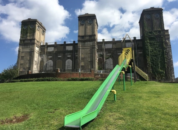 横浜市中区本牧満坂の中古一戸建て(根岸森林公園)