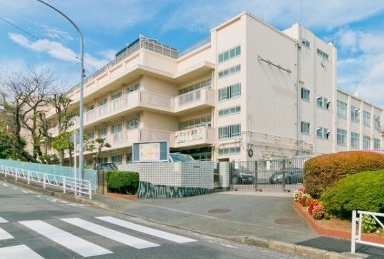 横浜市南区六ツ川2丁目 新築一戸建て(横浜市立六ツ川中学校)