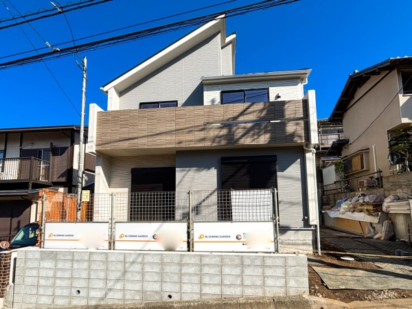 横浜市旭区中白根２丁目　新築一戸建て