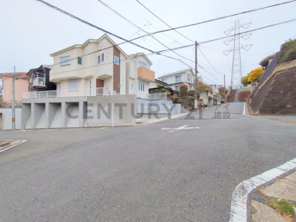 横浜市瀬谷区阿久和東３丁目　新築一戸建て