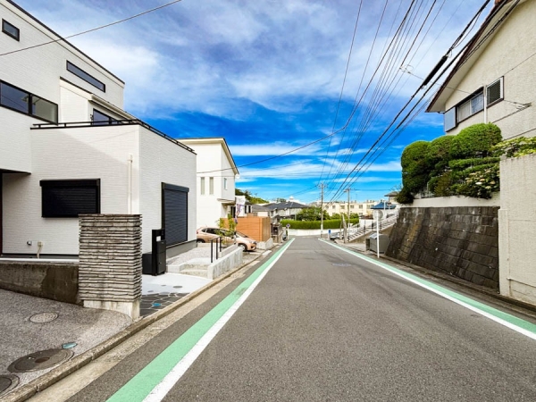横浜市青葉区もえぎ野　新築一戸建て