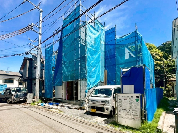 藤沢市片瀬２丁目　新築一戸建て