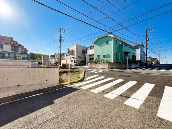 横浜市保土ケ谷区法泉２丁目　新築一戸建て