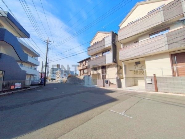 横浜市港南区丸山台２丁目　新築一戸建て