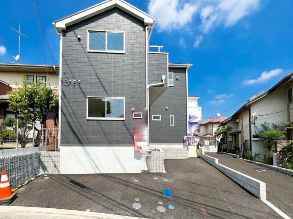 横浜市青葉区荏田西４丁目　新築一戸建て
