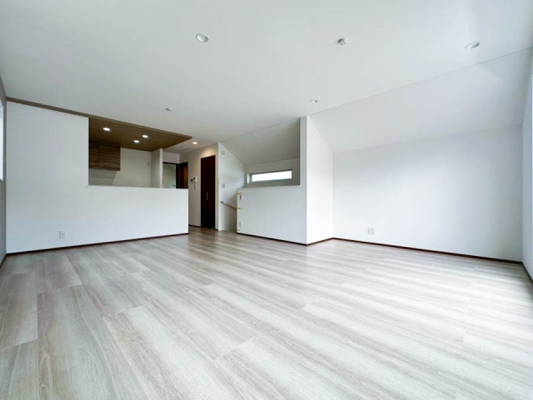 横浜市中区本牧荒井　新築一戸建て