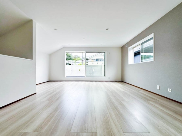 横浜市中区本牧荒井　新築一戸建て