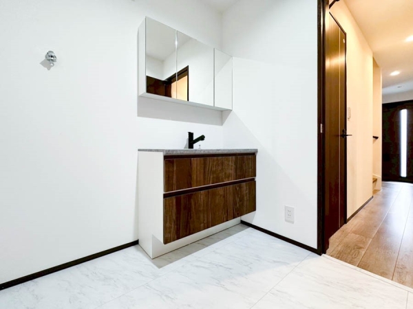 横浜市中区本牧荒井　新築一戸建て