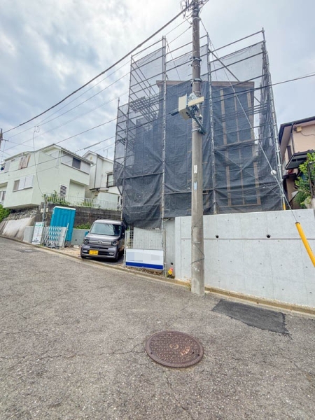 横浜市港南区日野４丁目　新築一戸建て