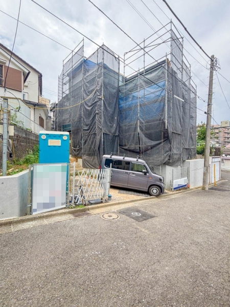 横浜市港南区日野４丁目　新築一戸建て