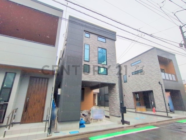 川崎市川崎区小田２丁目　新築一戸建て