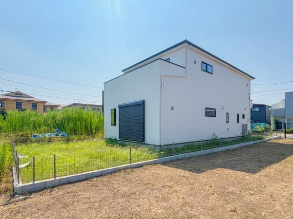 藤沢市本鵠沼１丁目　新築一戸建て