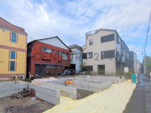 川崎市川崎区小田３丁目　新築一戸建て