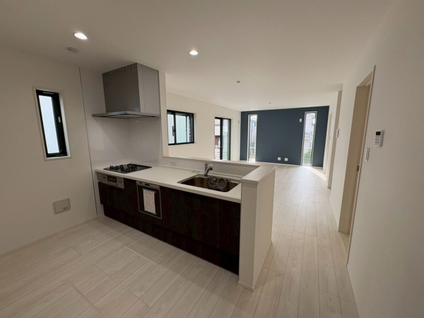 横浜市港南区東永谷３丁目　新築一戸建て