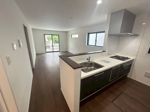 横浜市港南区東永谷３丁目　新築一戸建て