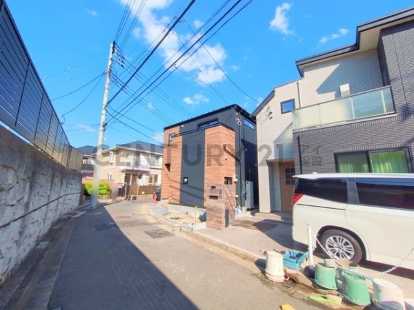 横浜市港北区高田西５丁目　新築一戸建て
