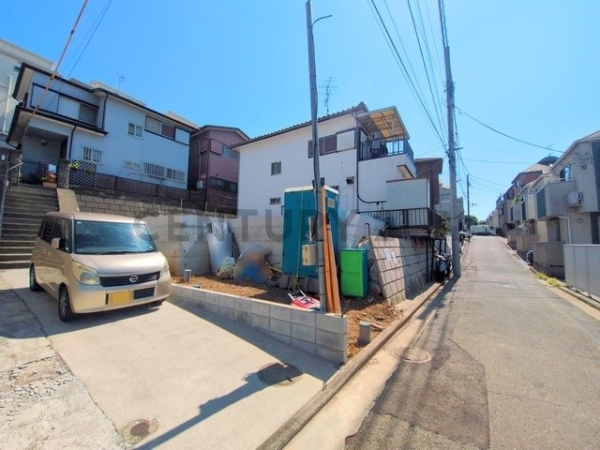 横浜市鶴見区東寺尾２丁目　新築一戸建て