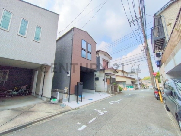 横浜市港南区東永谷３丁目　新築一戸建て