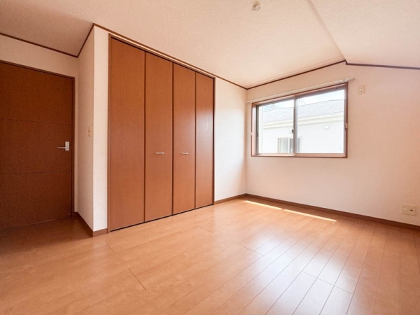 藤沢市西富１丁目の中古一戸建て