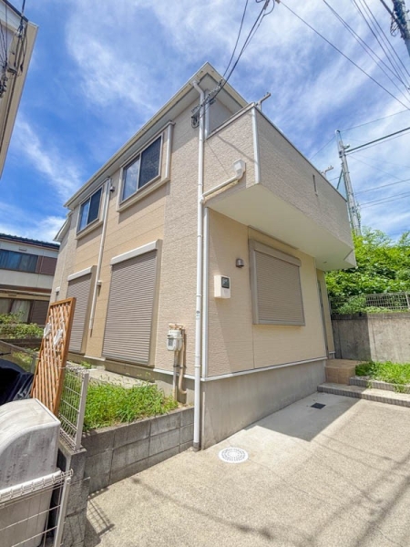 藤沢市西富１丁目　中古一戸建て