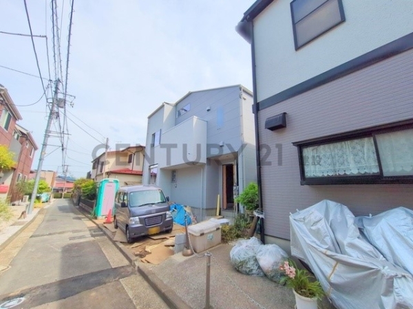 横浜市港北区大曽根台　新築一戸建て