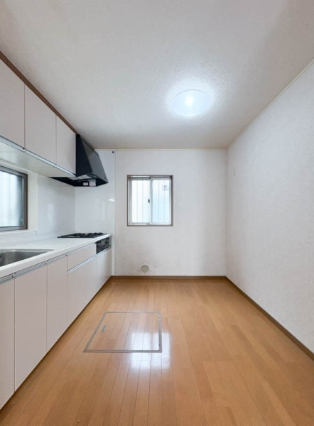 大和市代官４丁目の中古一戸建て