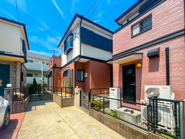 横浜市神奈川区白幡東町　中古一戸建て