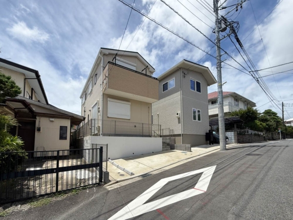 横浜市南区永田北３丁目　中古一戸建て