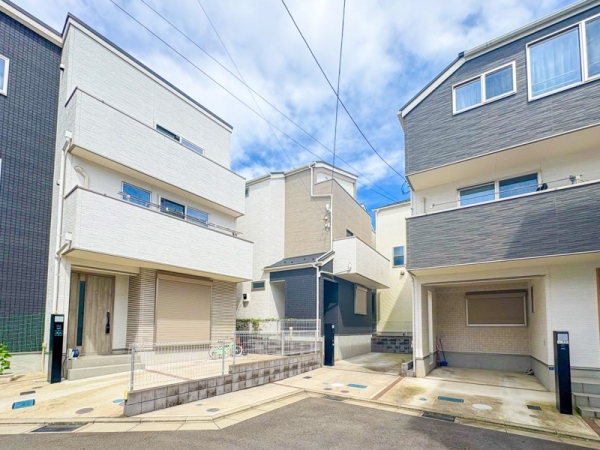 横浜市緑区東本郷６丁目　中古一戸建て