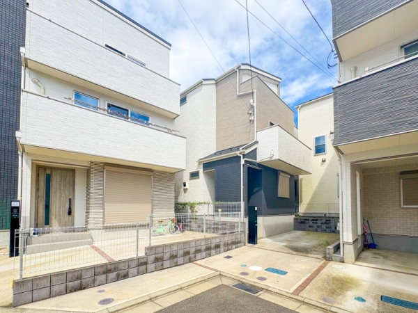 横浜市緑区東本郷６丁目の中古一戸建て
