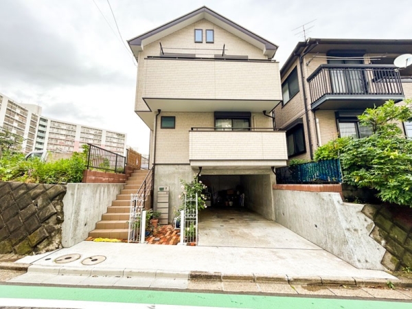 横浜市戸塚区深谷町の中古一戸建て