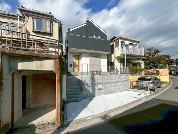 横浜市金沢区片吹　新築一戸建て