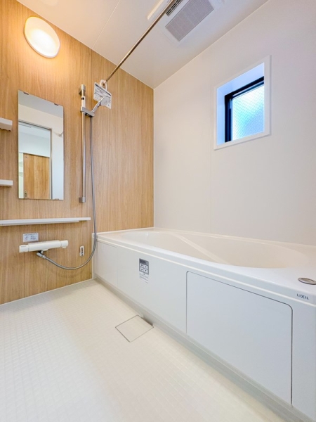 横浜市港北区大倉山６丁目　新築一戸建て