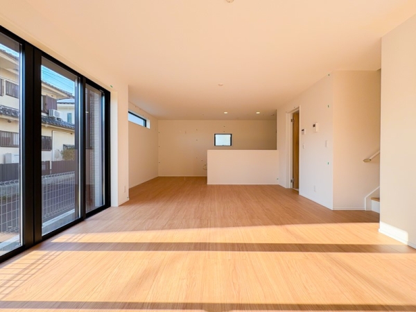 横浜市港北区大倉山６丁目　新築一戸建て