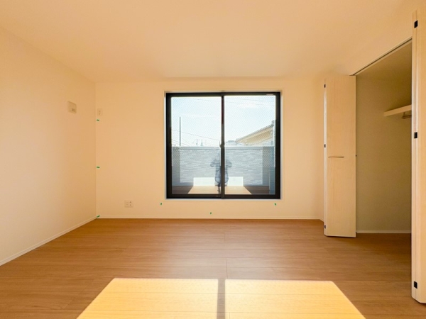 横浜市港北区大倉山６丁目　新築一戸建て