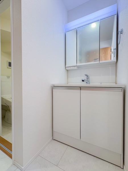 横浜市港北区大倉山６丁目　新築一戸建て