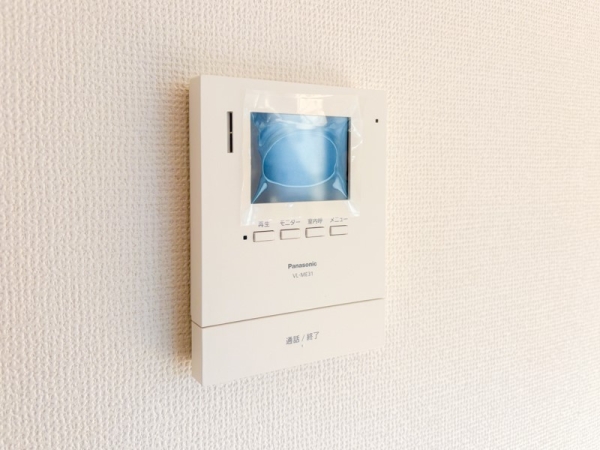 横浜市港北区大倉山６丁目　新築一戸建て