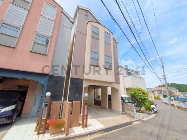 横浜市金沢区六浦５丁目　中古一戸建て