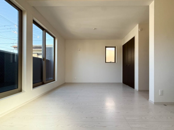 綾瀬市大上３丁目　新築一戸建て