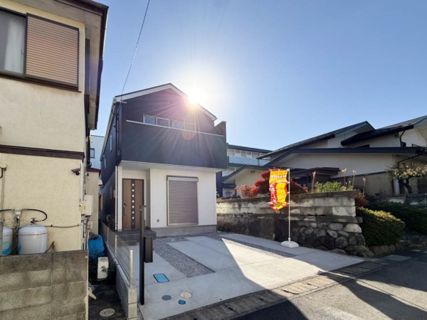 綾瀬市大上３丁目　新築一戸建て