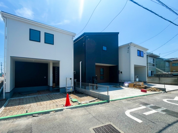 大和市下和田　新築一戸建て