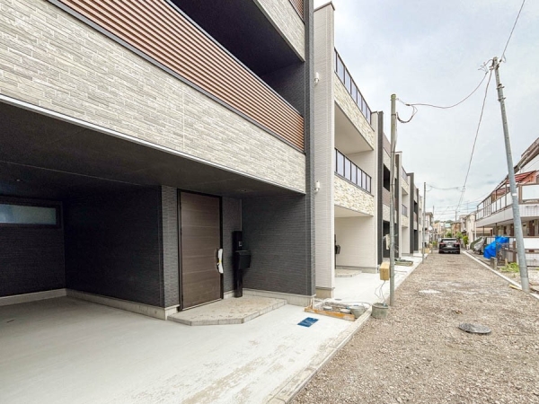 横浜市磯子区滝頭２丁目　新築一戸建て