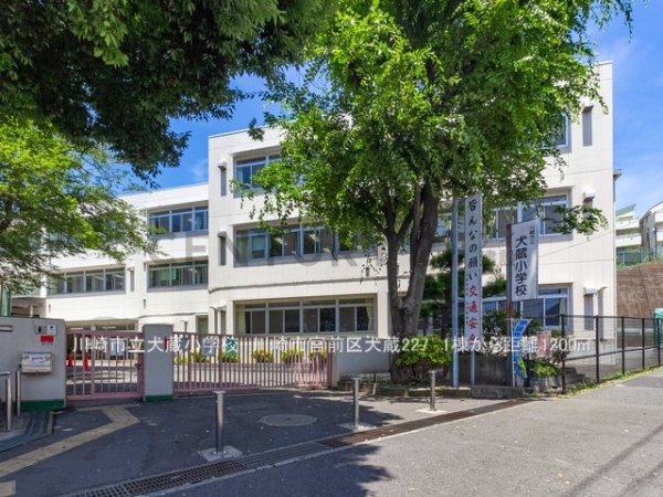 川崎市宮前区犬蔵2丁目 新築一戸建て(川崎市立犬蔵小学校)