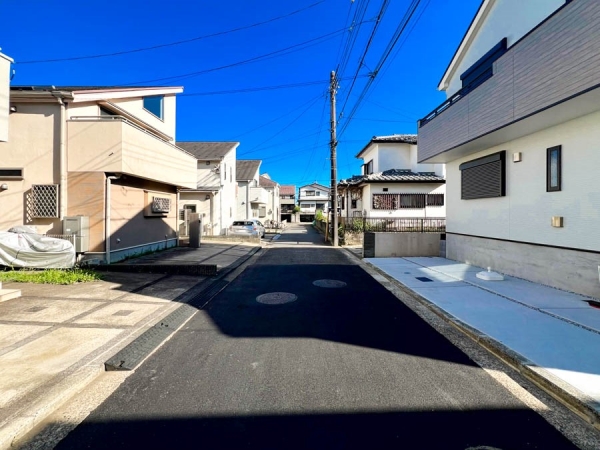横浜市金沢区富岡西４丁目　新築一戸建て