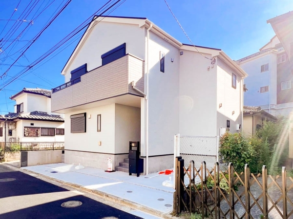 横浜市金沢区富岡西４丁目　新築一戸建て
